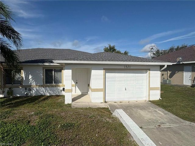 1321 Diplomat PKWY E, Cape Coral, FL 33909
