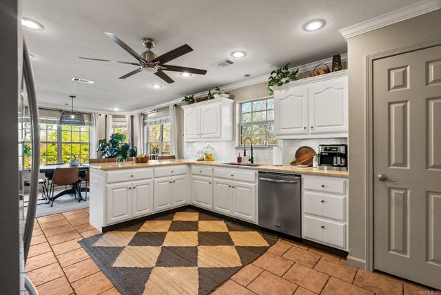 15 Mont Blanc Cove, Maumelle, AR 72113