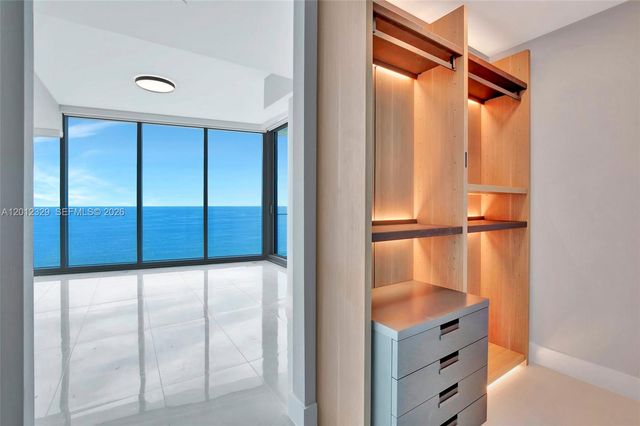 15701 Collins Ave 3804, Sunny Isles Beach, FL 33160