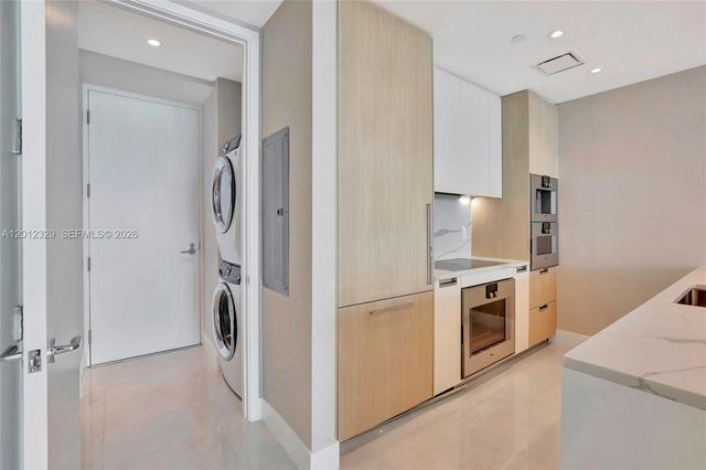 15701 Collins Ave 3804, Sunny Isles Beach, FL 33160