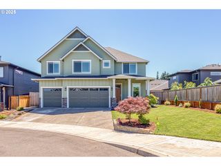 1041 Ne 16TH Ave, Canby, OR 97013