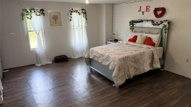 20 Joyce Road, Cleveland, TX 77328