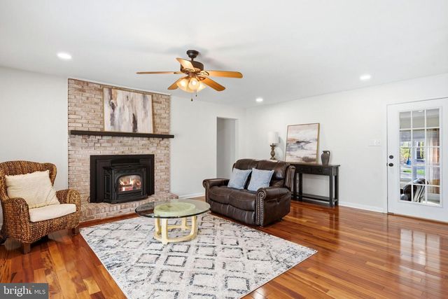 7219 CARRICO MILL RD, Hughesville, MD 20637