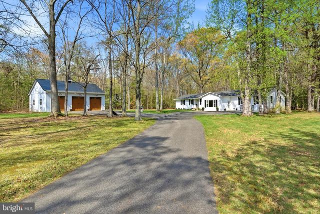 7219 CARRICO MILL RD, Hughesville, MD 20637