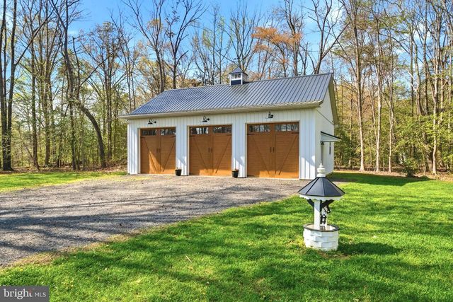 7219 CARRICO MILL RD, Hughesville, MD 20637