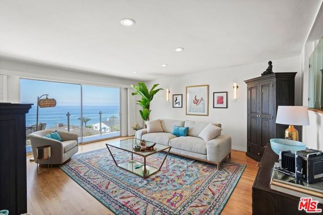 18203 Coastline Drive 4, Malibu, CA 90265