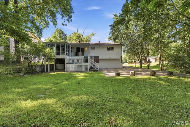 205 Morewood Drive, Manchester, MO 63011