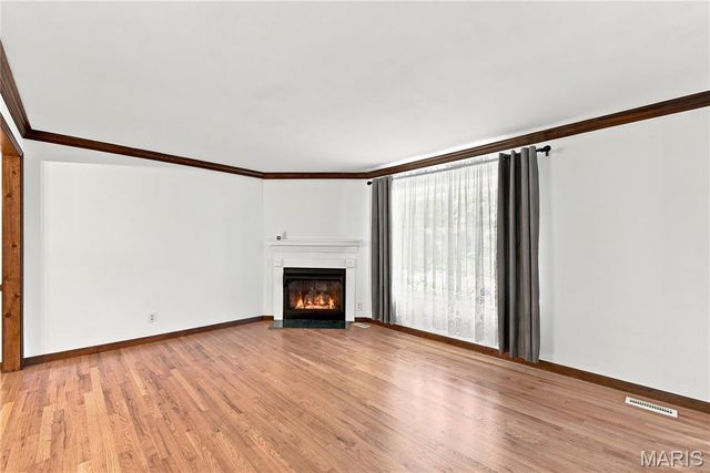 205 Morewood Drive, Manchester, MO 63011
