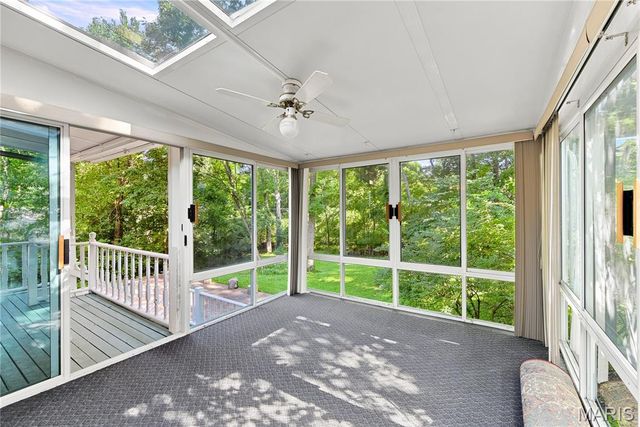 205 Morewood Drive, Manchester, MO 63011