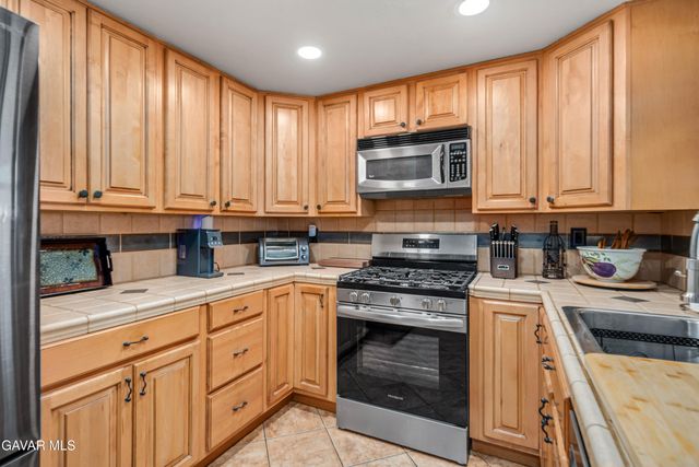 3137 Peachwood Drive, Lancaster, CA 93536