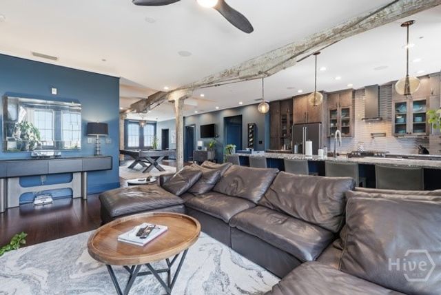 5 Whitaker Street 601, Savannah, GA 31401