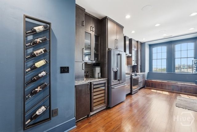 5 Whitaker Street 601, Savannah, GA 31401