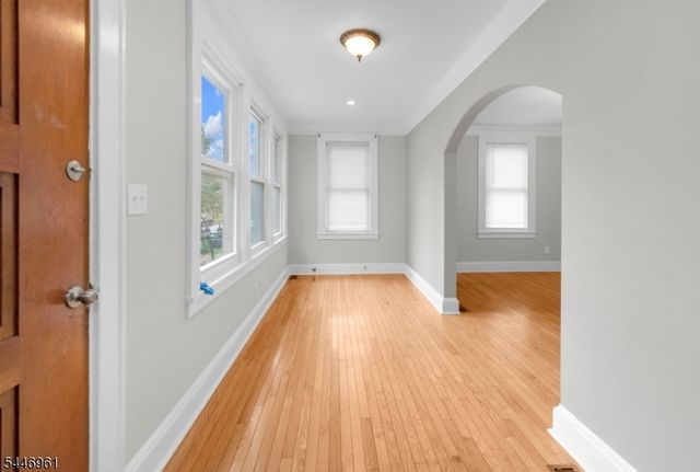 521 E Blancke St, Linden City, NJ 07036