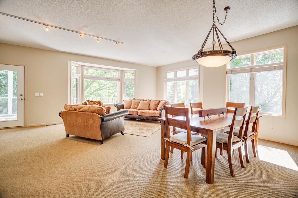 7089 Crowne Oak Road, Eden Prairie, MN 55344 — photo 3