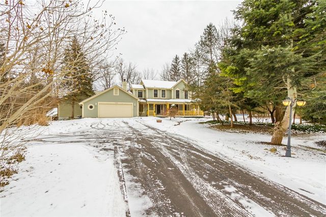 7151 Wildwood Lane, Victor, NY 14564