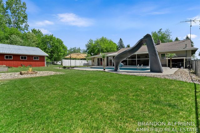 10226 SW Greenville Road, Greenville, MI 48838