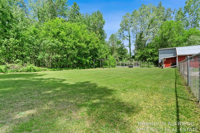 10226 SW Greenville Road, Greenville, MI 48838