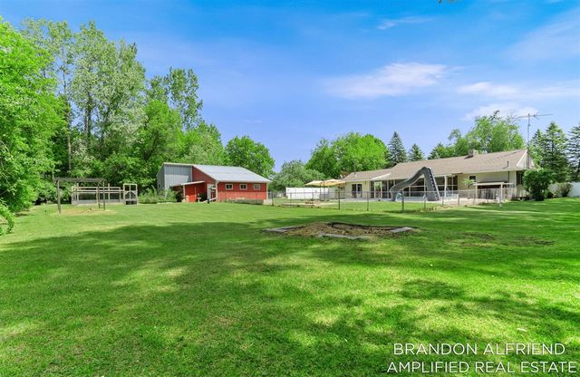 10226 SW Greenville Road, Greenville, MI 48838