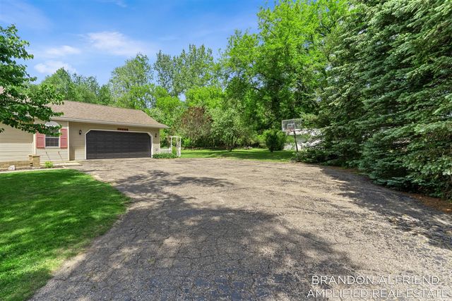 10226 SW Greenville Road, Greenville, MI 48838