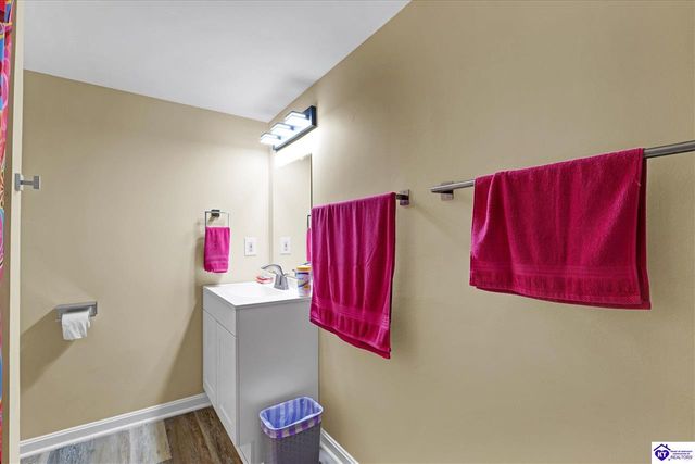 10307 Chimney Ridge Court, Louisville, KY 40299