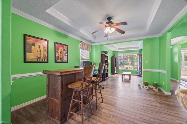 2225 Welbeck LN, Virginia Beach, VA 23456