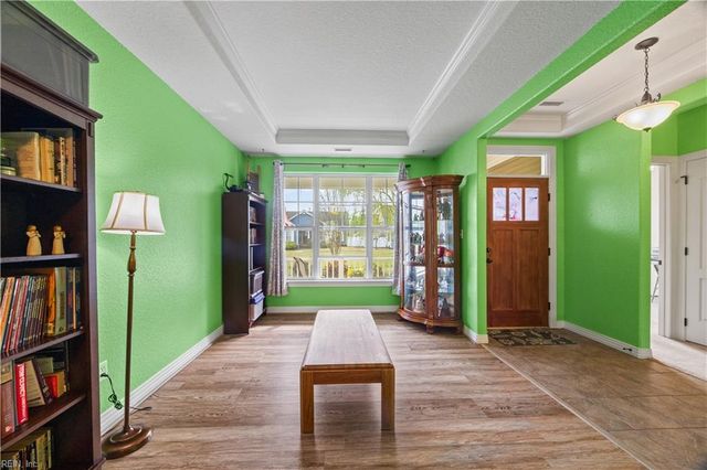 2225 Welbeck LN, Virginia Beach, VA 23456