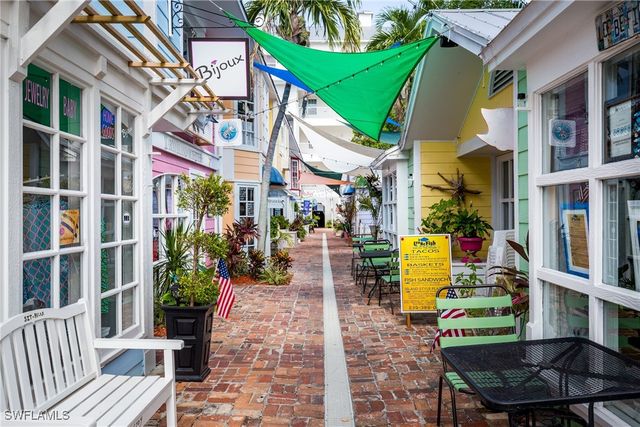 160 Palm ST 308, Marco Island, FL 34145