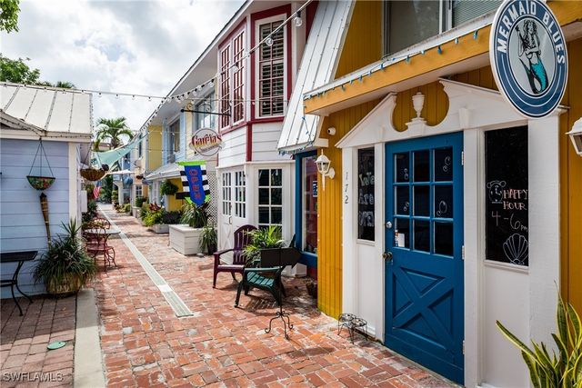 160 Palm ST 308, Marco Island, FL 34145