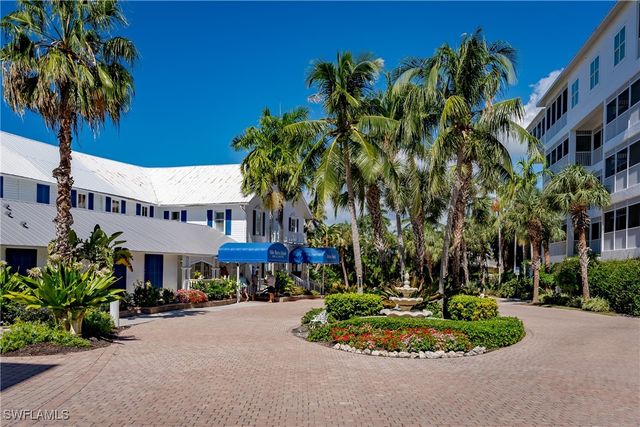 160 Palm ST 308, Marco Island, FL 34145