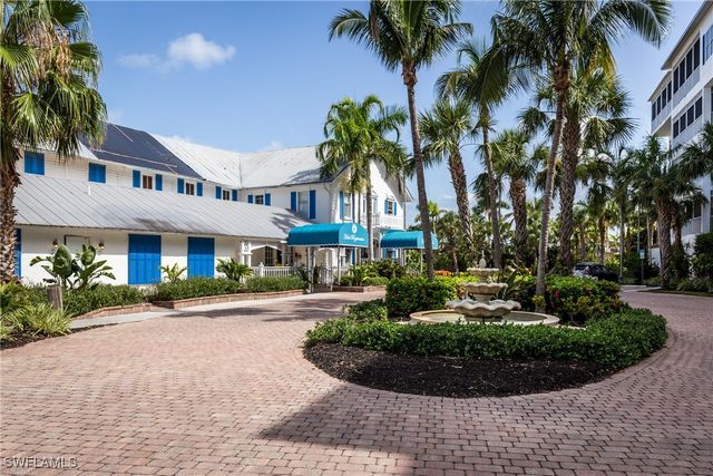 160 Palm ST 308, Marco Island, FL 34145