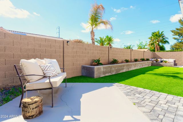 3207 E WESCOTT Drive, Phoenix, AZ 85050