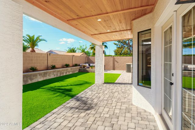 3207 E WESCOTT Drive, Phoenix, AZ 85050