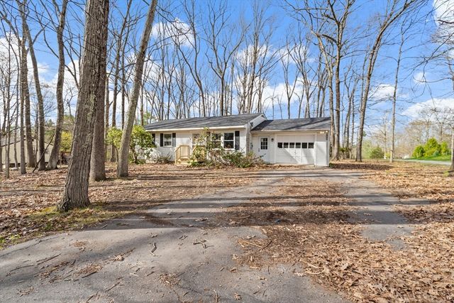 53 Little Turnpike Rd, Shirley, MA 01464