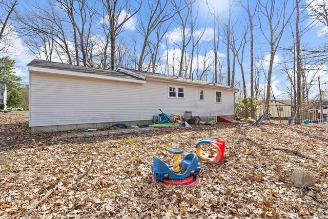 53 Little Turnpike Rd, Shirley, MA 01464