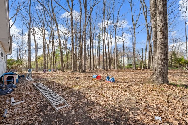 53 Little Turnpike Rd, Shirley, MA 01464