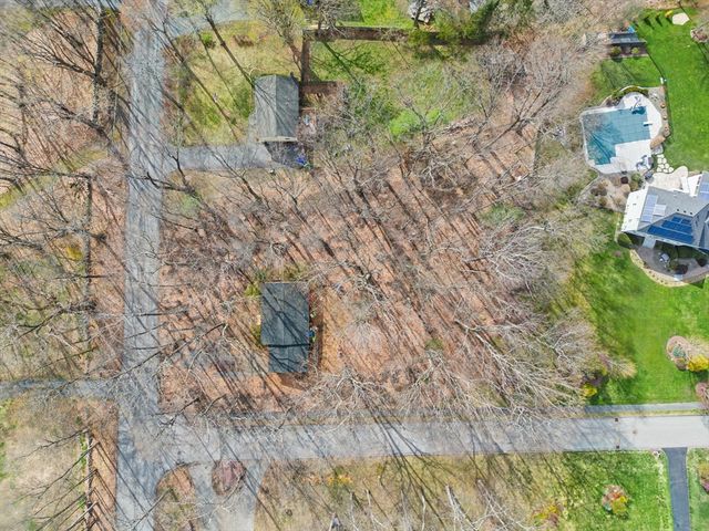 53 Little Turnpike Rd, Shirley, MA 01464