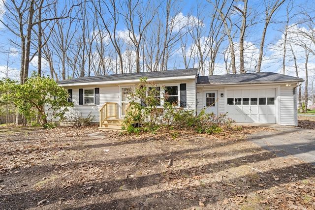 53 Little Turnpike Rd, Shirley, MA 01464