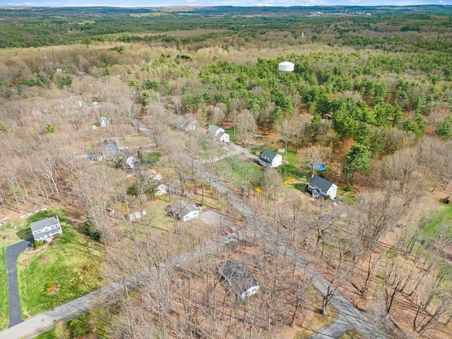 53 Little Turnpike Rd, Shirley, MA 01464