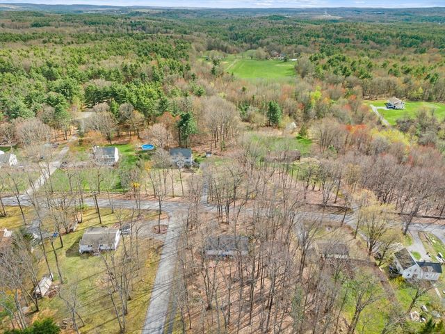 53 Little Turnpike Rd, Shirley, MA 01464