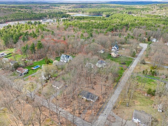 53 Little Turnpike Rd, Shirley, MA 01464