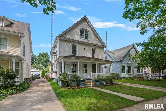815 S DOUGLAS Avenue, Springfield, IL 62704