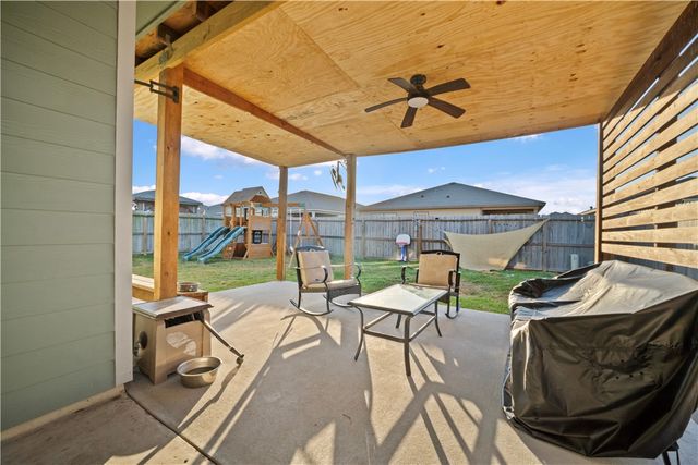 2205 Marble Dr, Corpus Christi, TX 78414