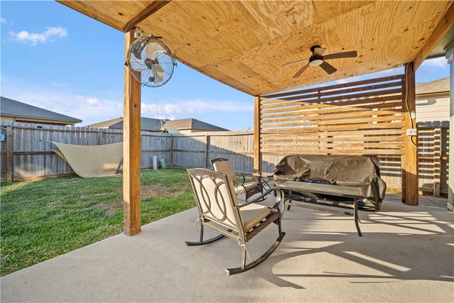 2205 Marble Dr, Corpus Christi, TX 78414