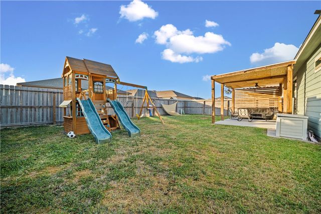 2205 Marble Dr, Corpus Christi, TX 78414