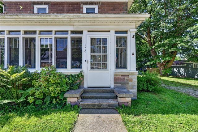 100 E Muskegon Street, Cedar Springs, MI 49319