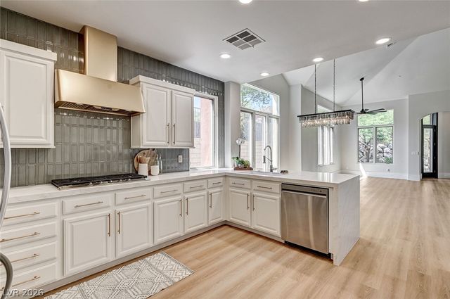 26 Strada Principale, Henderson, NV 89011