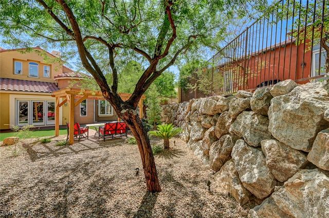 26 Strada Principale, Henderson, NV 89011