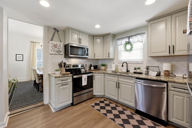 720 W Lexington Avenue, Danville, KY 40422