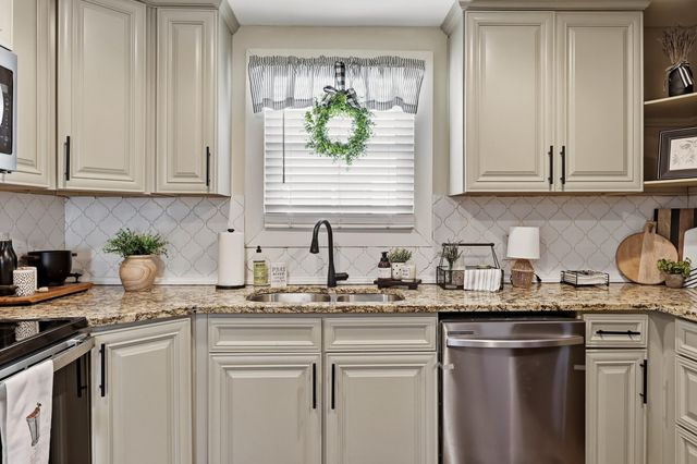720 W Lexington Avenue, Danville, KY 40422