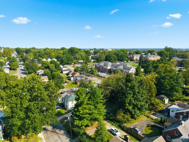 720 W Lexington Avenue, Danville, KY 40422
